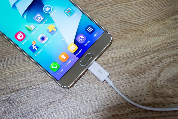 Samsung S6 bị chai pin và cách khắc phục đơn giản