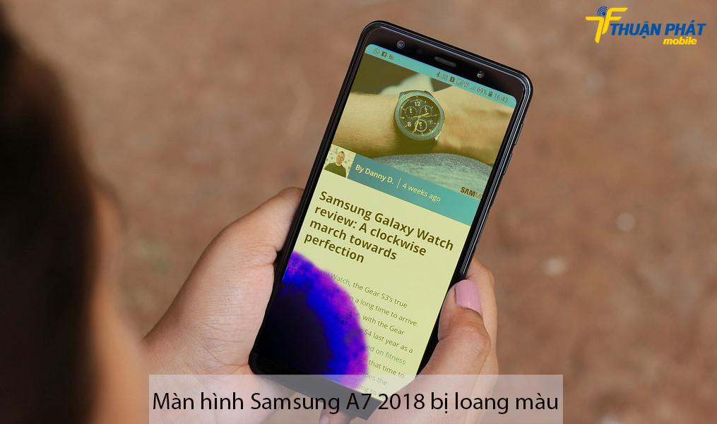 Màn hình Samsung A7 2018 bị loang màu