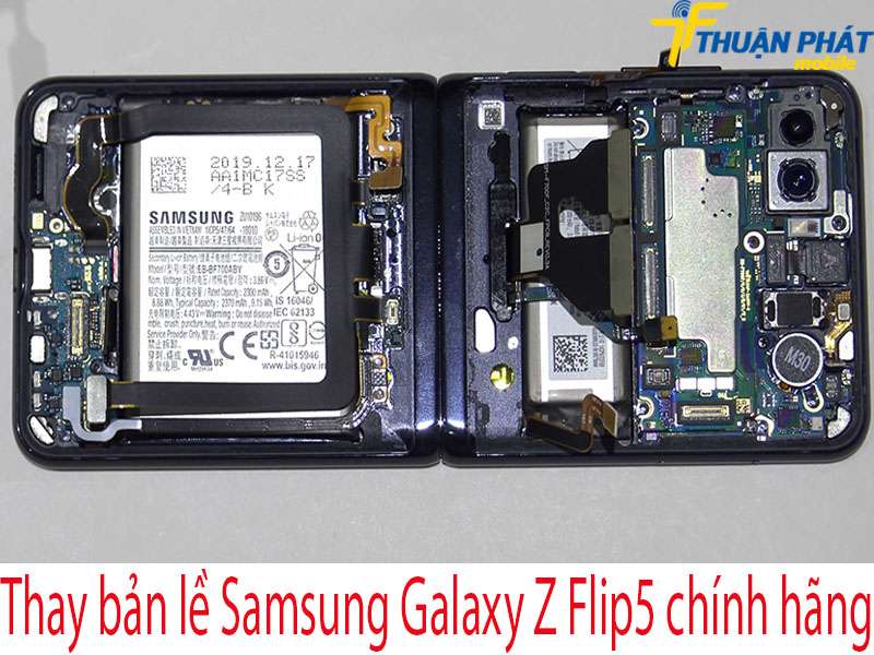 Thay bản lền Samsung Galaxy Z Flip5 tại Thuận Phát Mobile