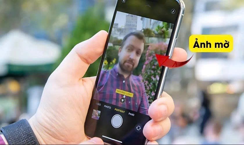 Camera iPhone 14 Pluss bị mờ