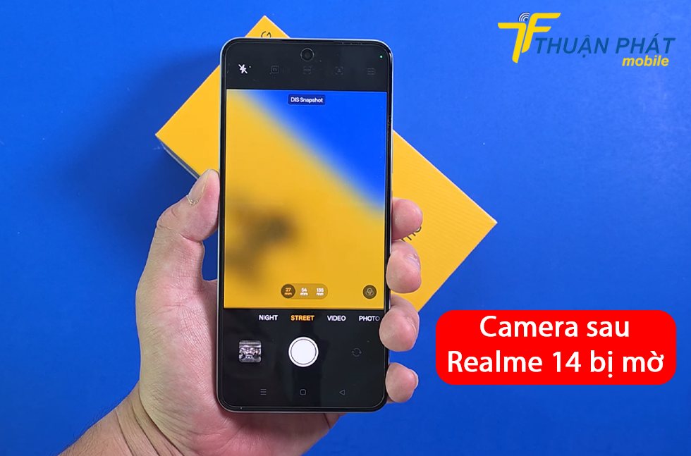Camera sau Realme 14 bị mờ