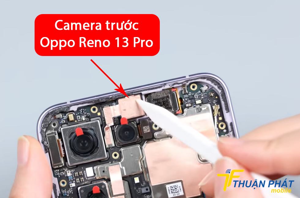 Camera trước Oppo Reno 13 Pro