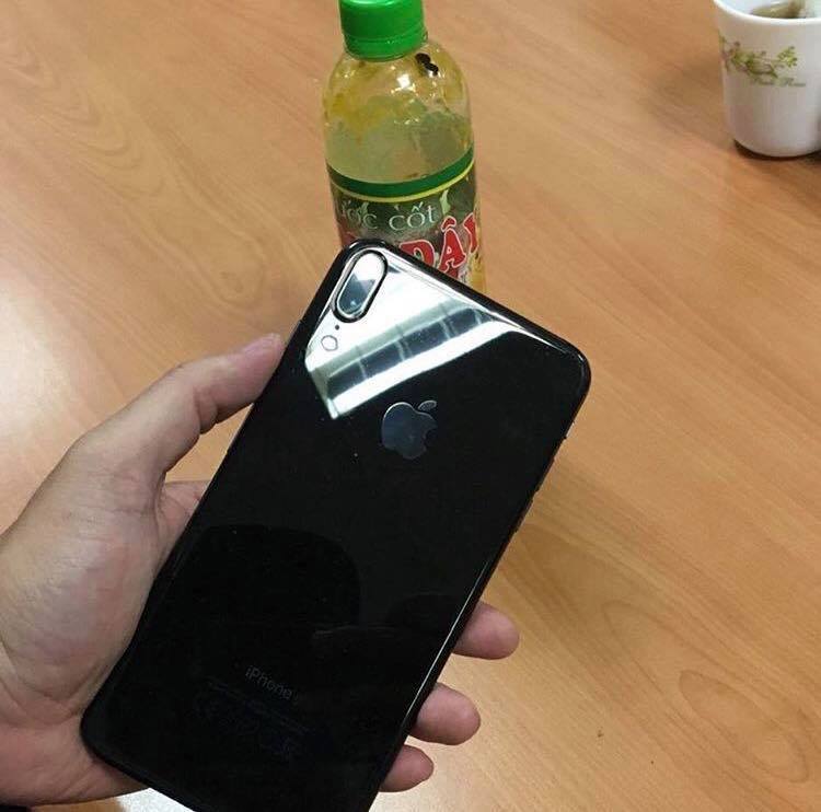 iphone 8 bất ngờ xuất hiện tại việt nam