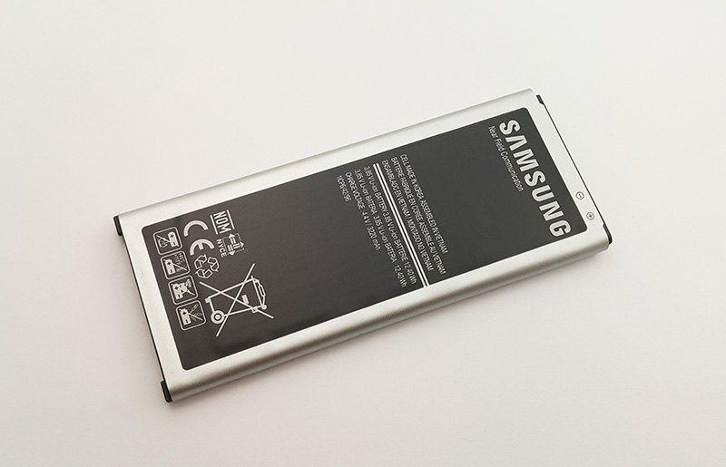 Kiểm tra nguyên nhân Samsung Note 4 bị hỏng pin