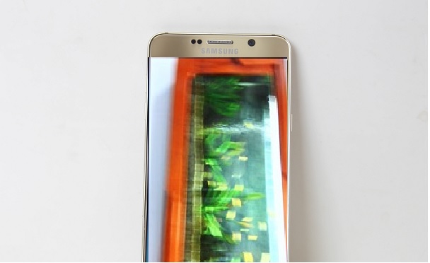 Tại sao Samsung Note 3 bị giật màn hình