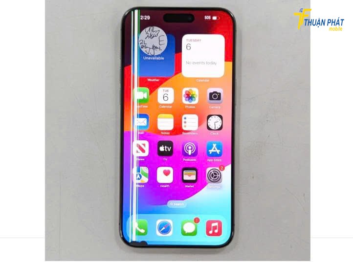 iPhone 15 Plus màn hình bị sọc dọc