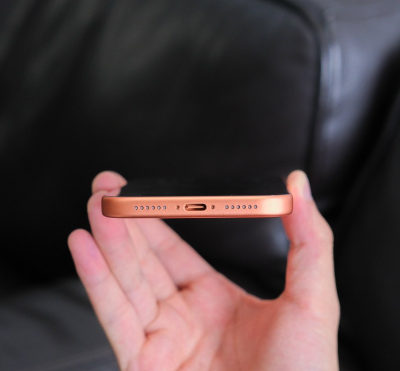 iPhone 17 Pro Max bị lỗi loa