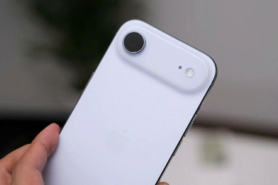 iPhone Air bị lỗi sạc iPhone Air bị lỗi sạc