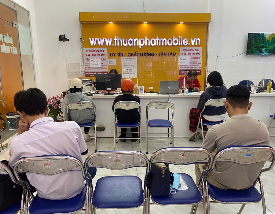 Khách hàng chi nhánh 3 Thuận Phát Mobile