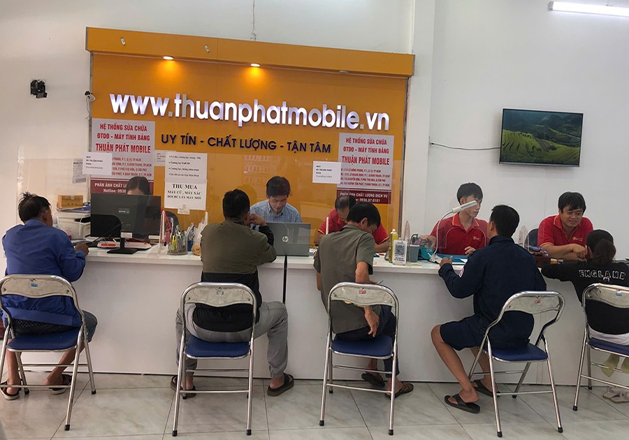 Khách hàng Thuận Phát Mobile