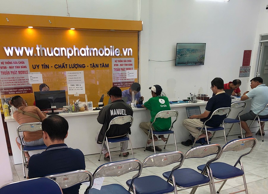 Khách hàng Thuận Phát Mobile