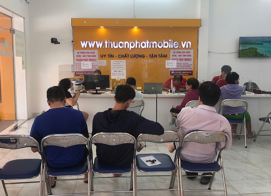 Khách hàng Thuận Phát Mobile
