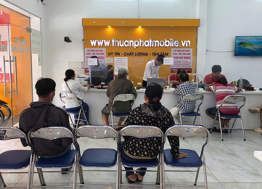 Khách hàng Thuận Phát Mobile