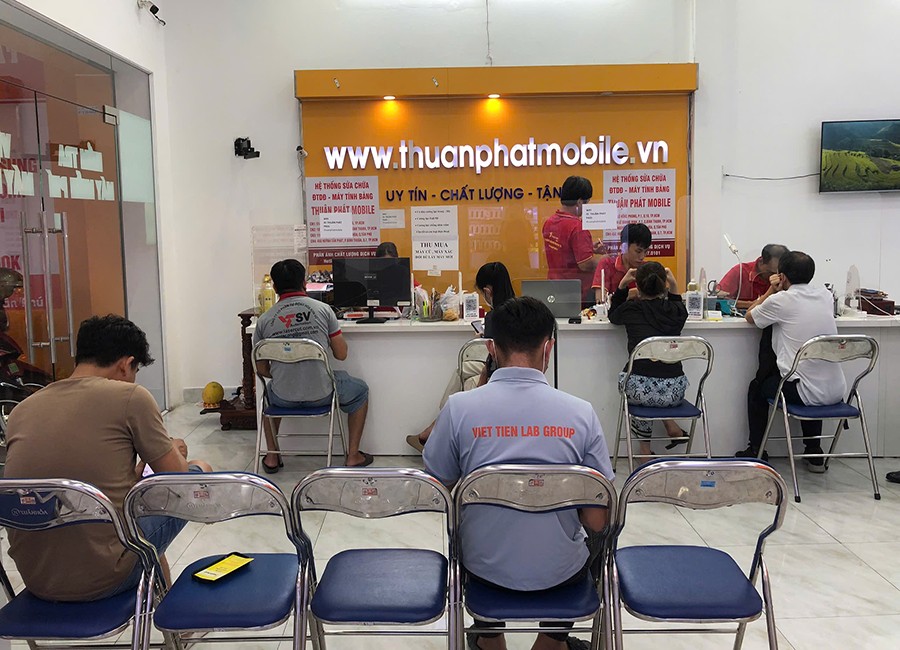 Khách hàng Thuận Phát Mobile