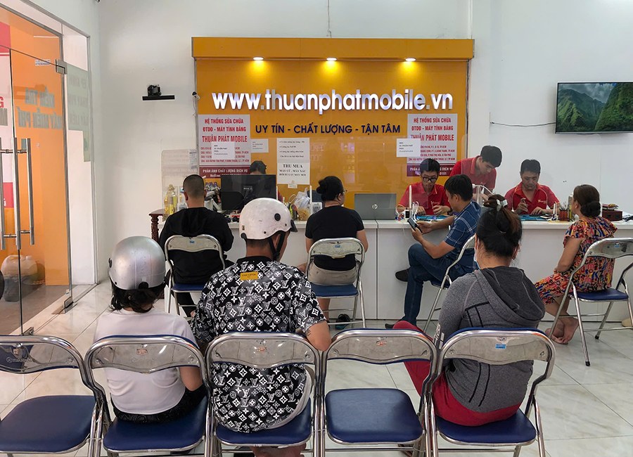 Khách hàng Thuận Phát Mobile