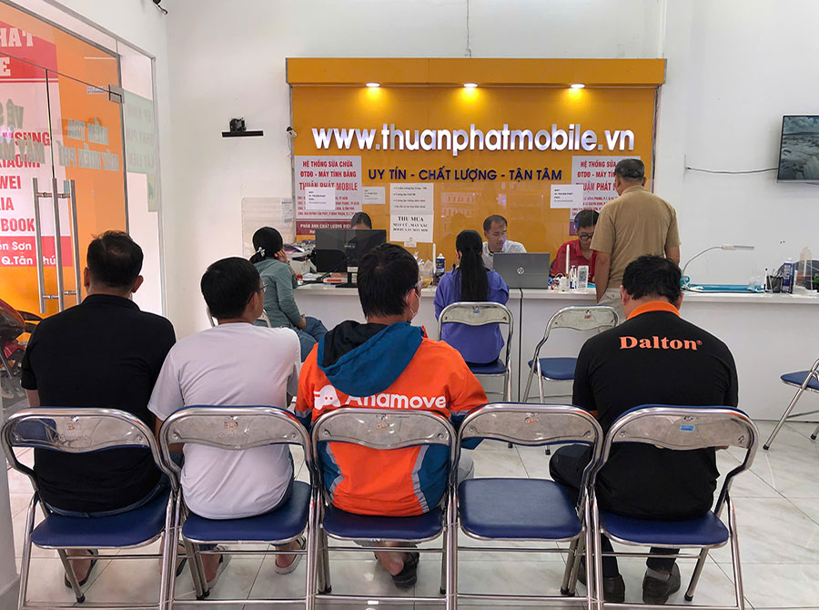 Khách hàng Thuận Phát Mobile