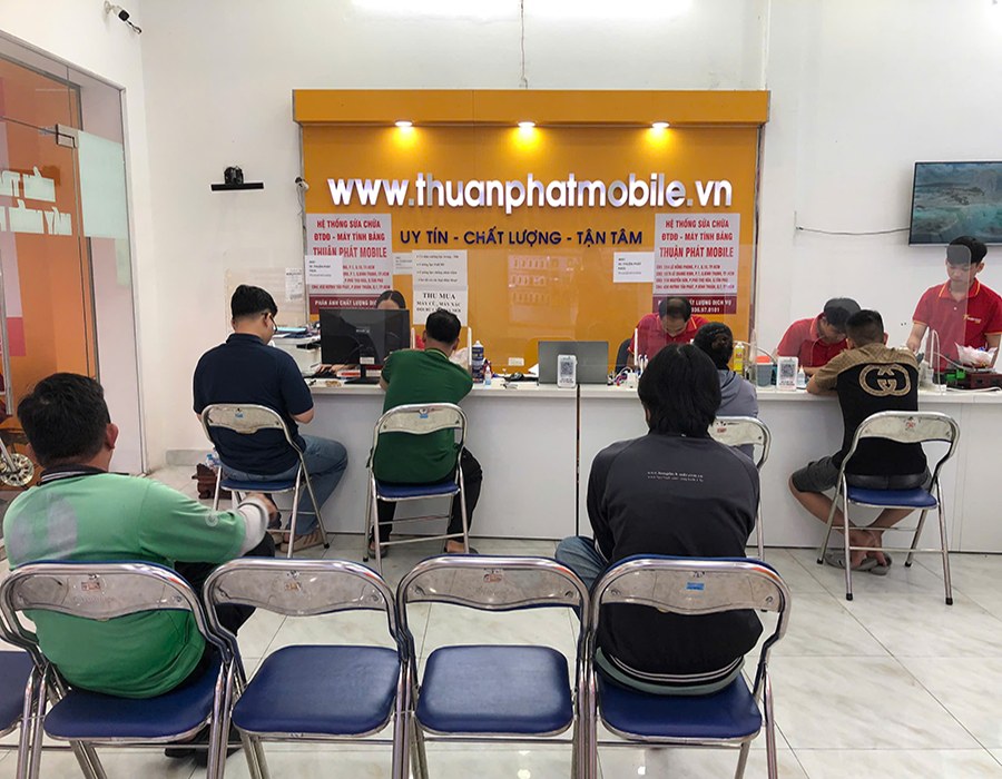Khách hàng Thuận Phát Mobile