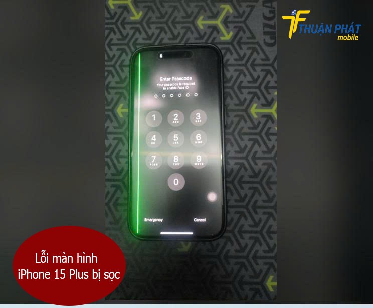 Lỗi màn hình iPhone 15 Plus bị sọc