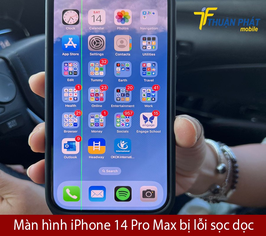 Màn hình iPhone 14 Pro Max bị sọc dọc