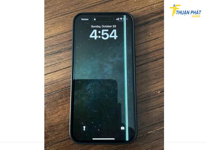 Màn hình iPhone 15 Pro bị sọc dọc
