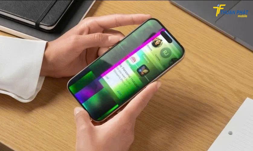 Màn hình iPhone 15 Pro Max bị sọc màu