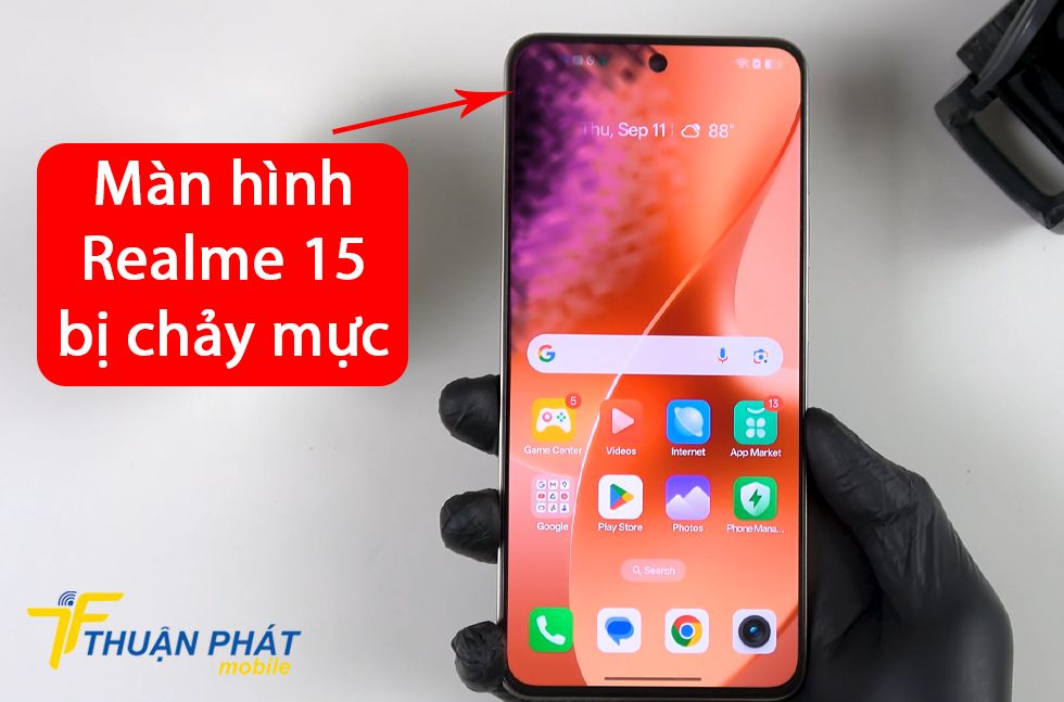 Màn hình Realme 15 bị chảy mực