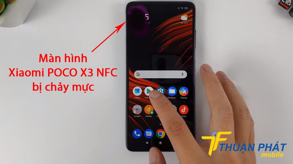 Màn hình Xiaomi POCO X3 NFC bị chảy mực