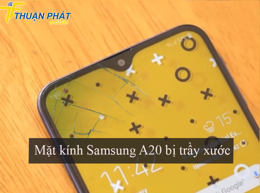 Mặt kính Samsung A20 bị trầy xước