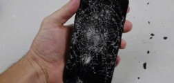 iPhone 15 Pro Max bị bể màn hình – Nên ép kính hay thay mới? 