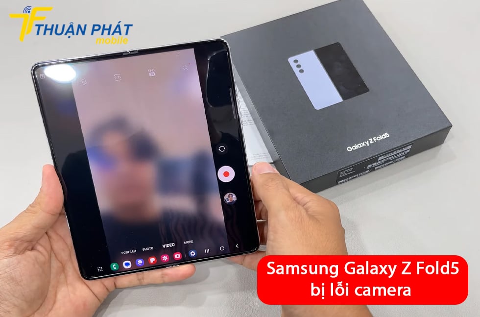 Samsung Galaxy Z Fold5 bị lỗi camera