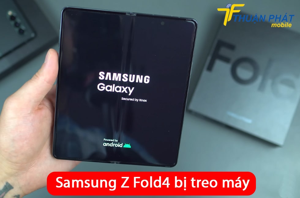 Samsung Z Fold4 bị treo máy