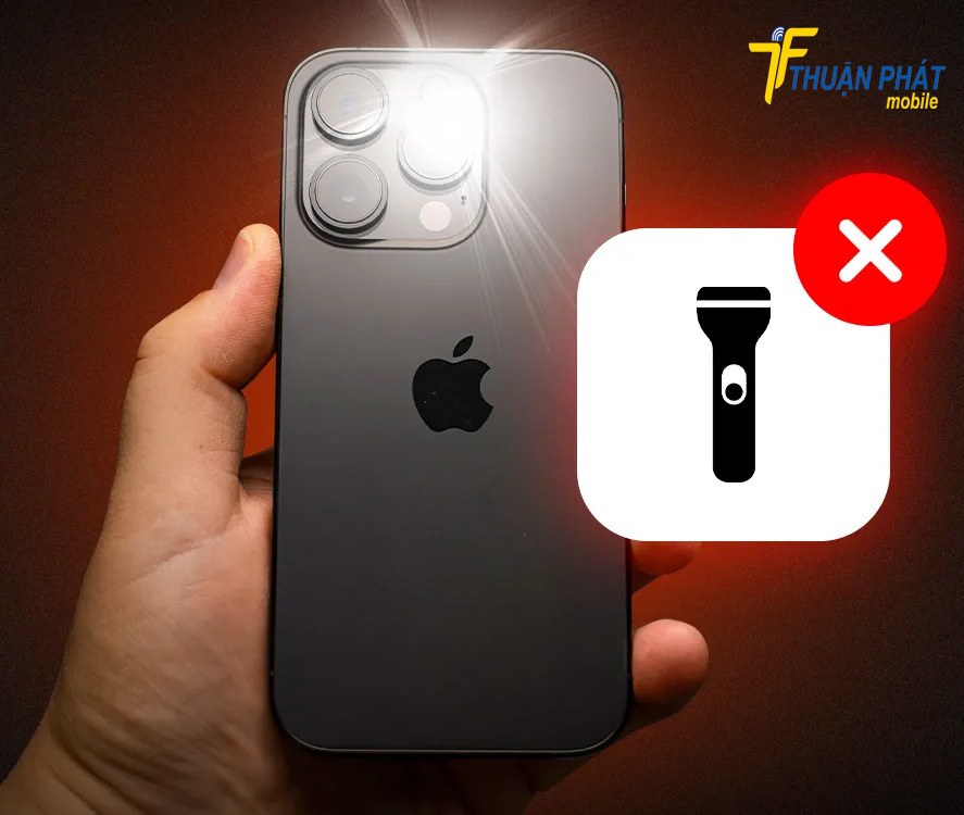 Sửa lỗi mất flash iPhone 15 Pro Max
