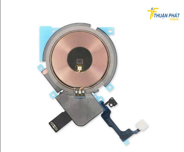 Sửa lỗi mất flash iPhone 15 Pro