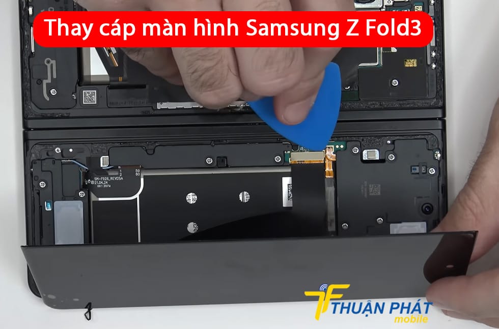 Thay cáp màn hình Samsung Z Fold3