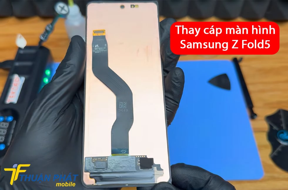 Thay cáp màn hình Samsung Z Fold5