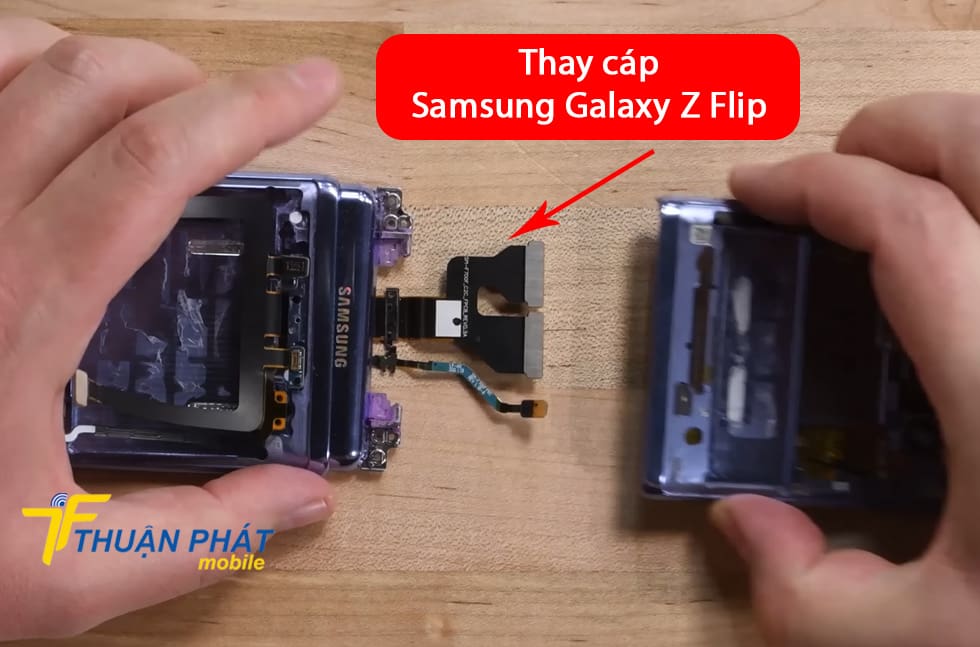 Thay cáp Samsung Galaxy Z Flip