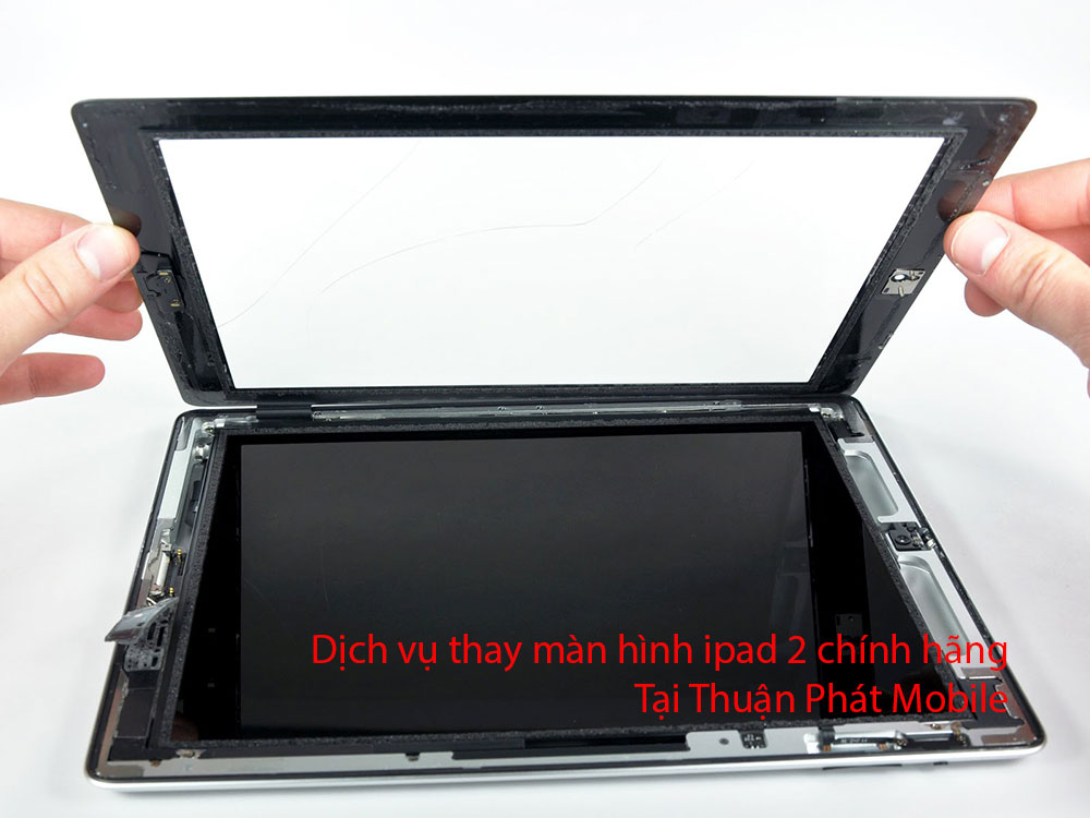 Thay màn hình ipad 2 chính hãng tại Thuận Phát Mobile