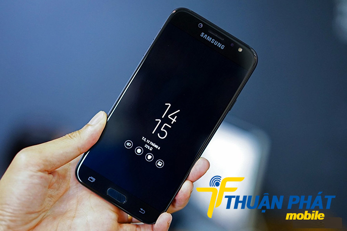 Địa chỉ thay màn hình Samsung Galaxy J7 Pro tại TP.HCM Thay màn hình Samsung Galaxy J7 Pro chính hãng, giá rẻ