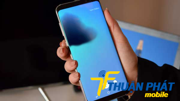 Thay màn hình Samsung S8 Plus giá bao nhiêu tiền Thay màn hình Samsung S8 chính hãng ở đâu