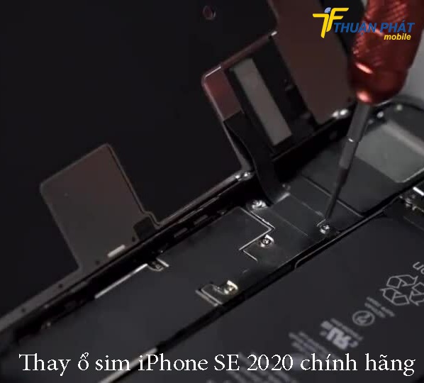 Thay ổ sim iPhone SE 2020 chính hãng
