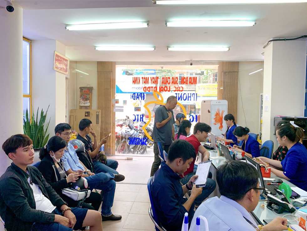 Thuận Phát Mobile kiểm tra máy miễn phí cho khách hàng
