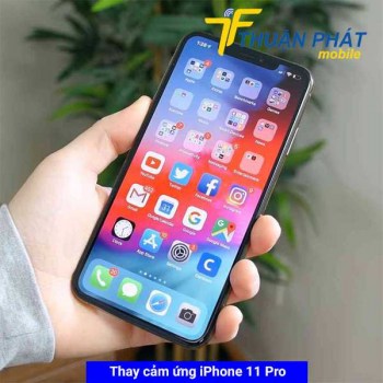 thay-cam-ung-iphone-11-pro9