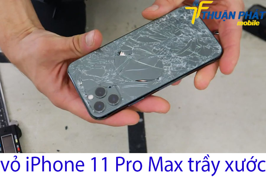 Vỏ iPhone 11 pro max bị trầy xước Vỏ iPhone 11 pro max bị trầy xước